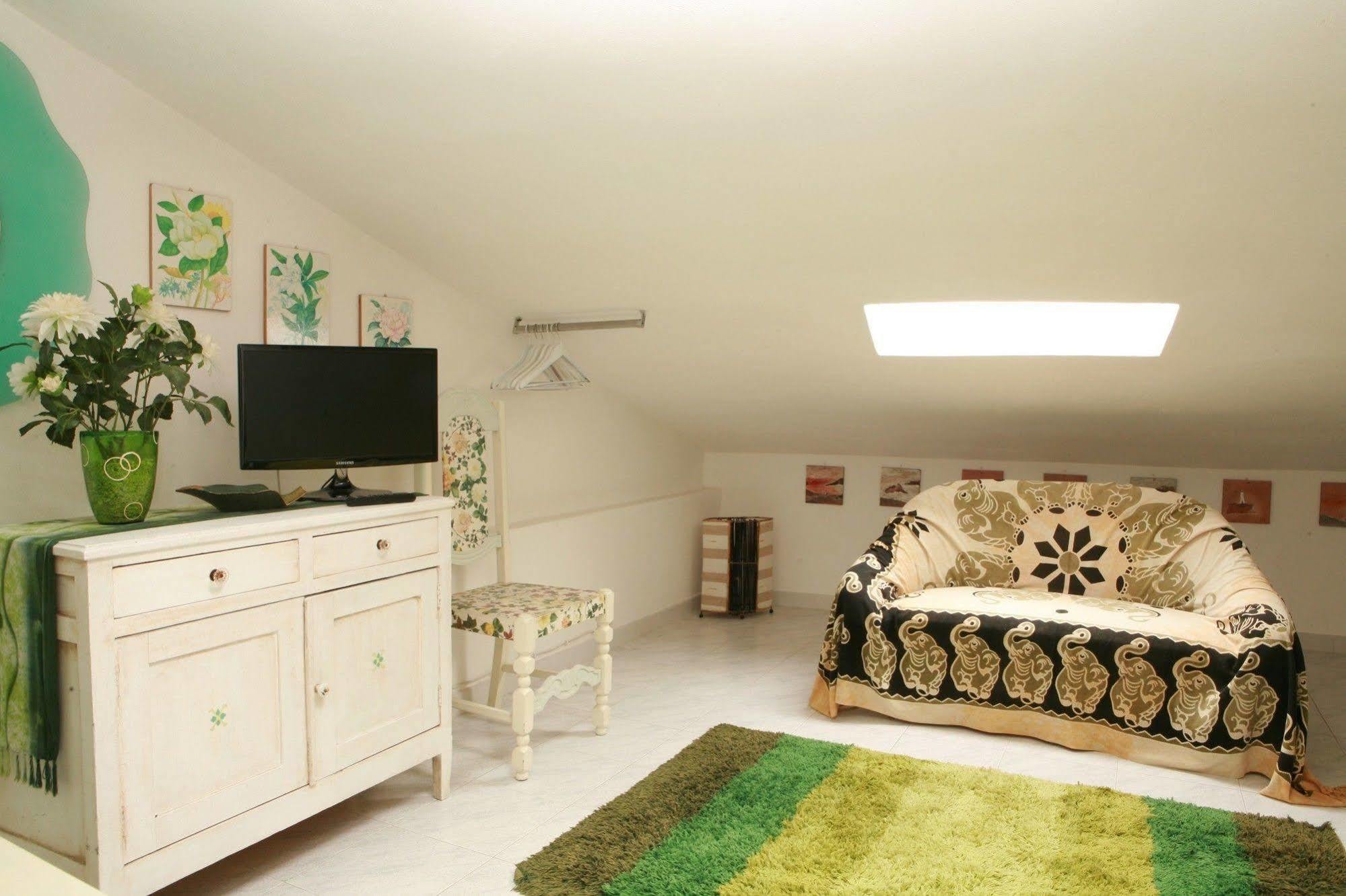 Al Vecchio Pioppo Bed & Breakfast Praia a Mare Exterior photo